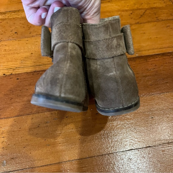 Janie and Jack | Suede Bow Bootie, Praline Brown - Picture 5 of 8